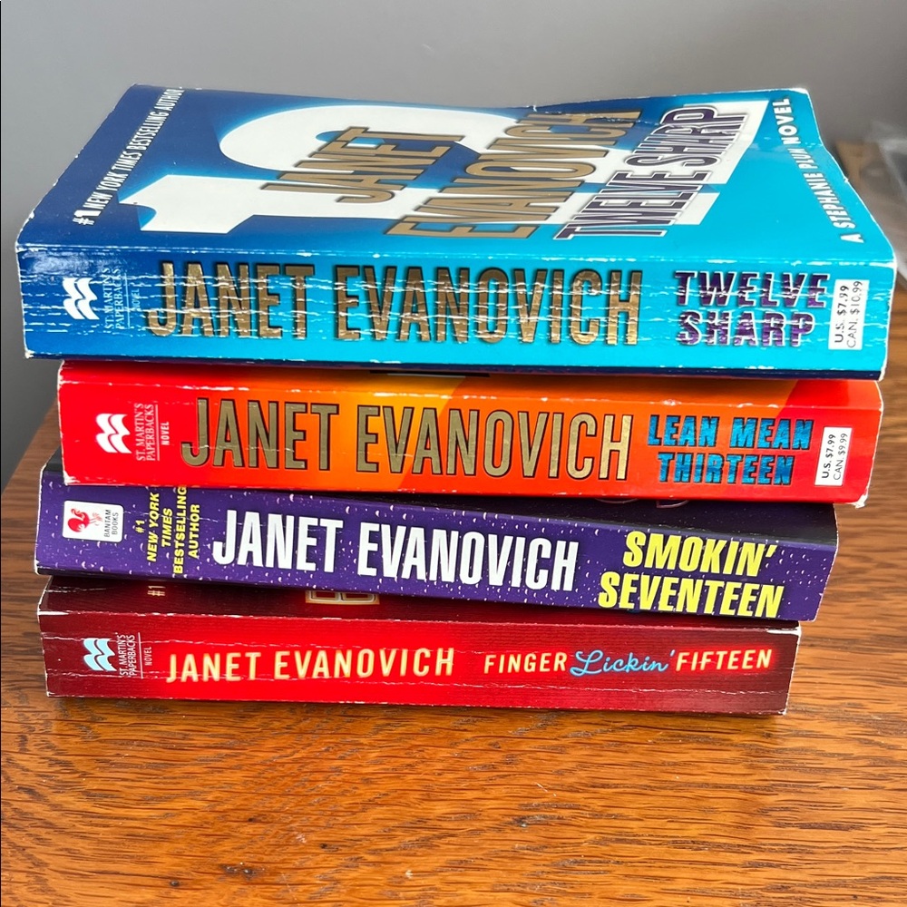 Janet Evanovich Book Set